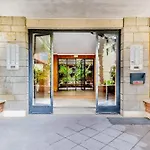 Domvs Domitilla Apartament *
